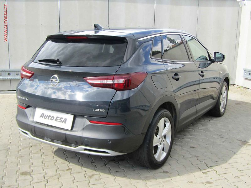 Opel Grandland X (2018) 1.2 T, 1.maj,ČR, Navi, TZ - fotka 4 z 23