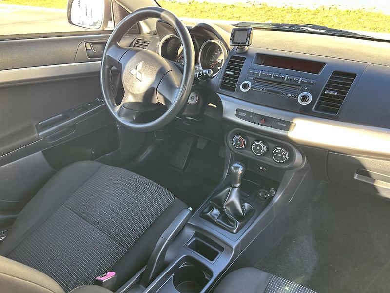 Mitsubishi Lancer 1.6 i MIVEC Sportback - fotka 14 z 39