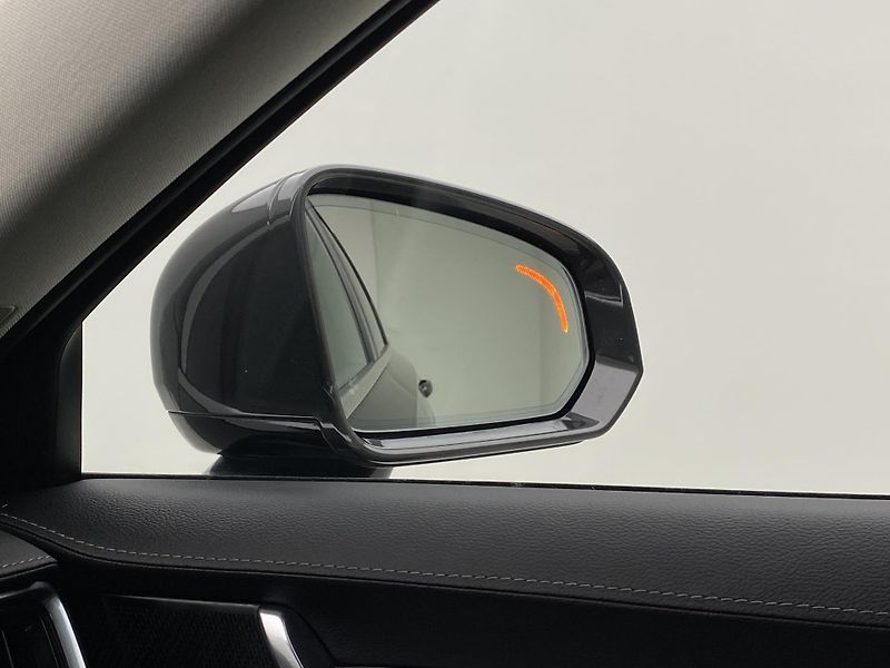 Volvo V90 T6 AWD RECHARGE BRIGHT PLUS - fotka 24 z 64