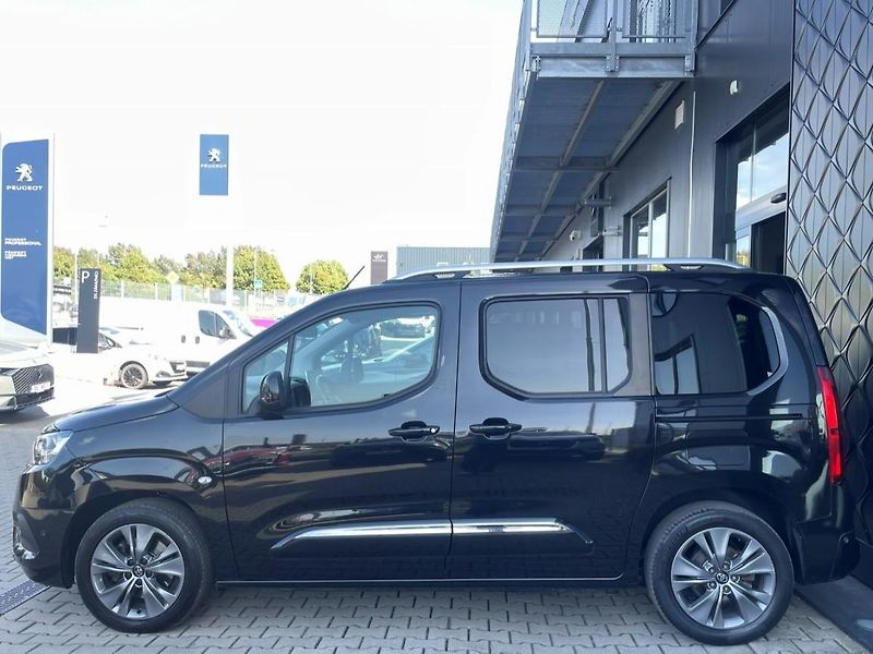 Toyota ProAce City Verso FAMILY L1 1.5 D-4D 96 kW - fotka 4 z 31