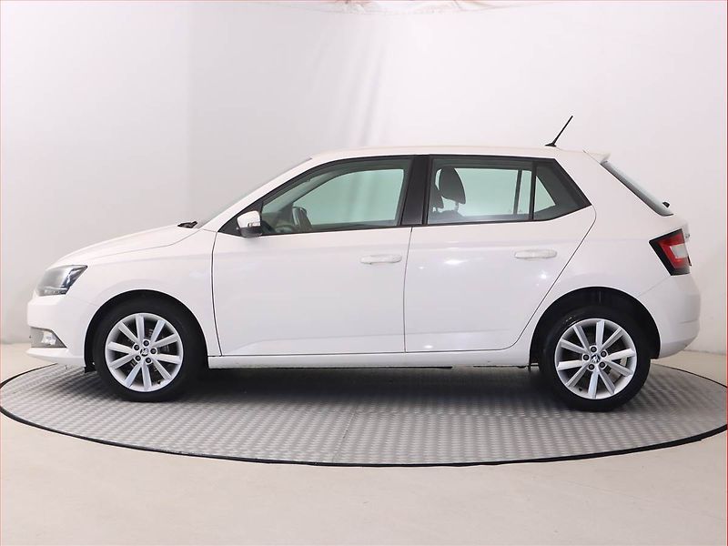 Škoda Fabia (2017) Style 1.4 TDI, Serv.kniha - fotka 3 z 20