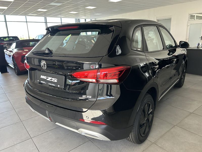 MG ZS (2026) 1,5 HEV ESSENTIAL  - fotka 4 z 6