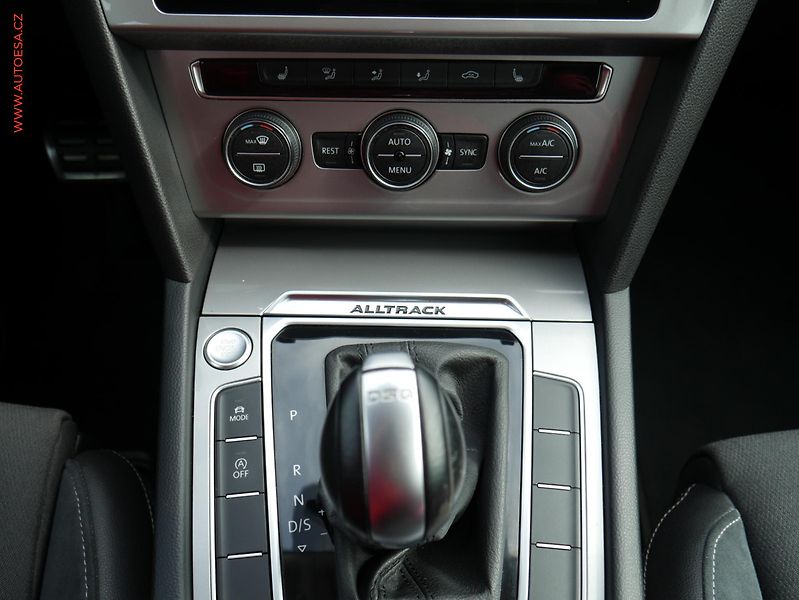 Volkswagen Passat (2018) 2.0TDI 4x4, ČR, Alltrack - fotka 15 z 19