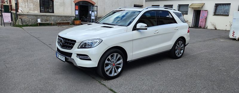 Mercedes-Benz Třídy M (2015) ML*350D*4M*20*TAŽNÉ*ADAPT*ASIS - fotka 8 z 50
