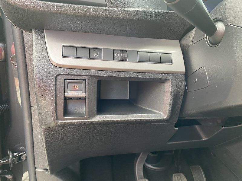 Toyota ProAce Verso 2.0 Diesel L2 6MT Family - fotka 17 z 24