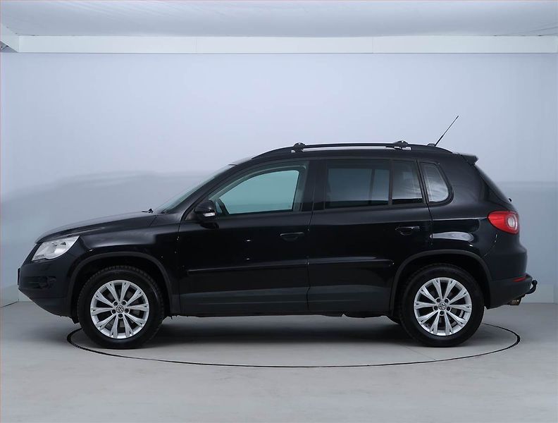 Volkswagen Tiguan (2011) 2.0 TDI, Automat - fotka 3 z 20