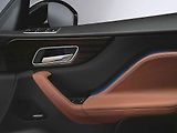 Jaguar F-Pace.