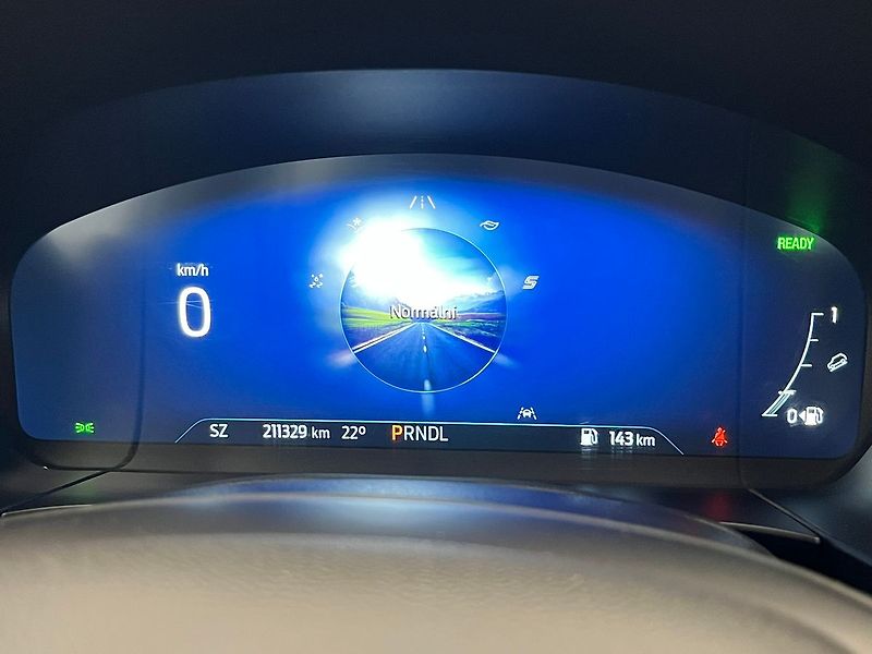Ford Kuga 2.5 Duratec FHEV  COOL&CONNECT - fotka 52 z 65