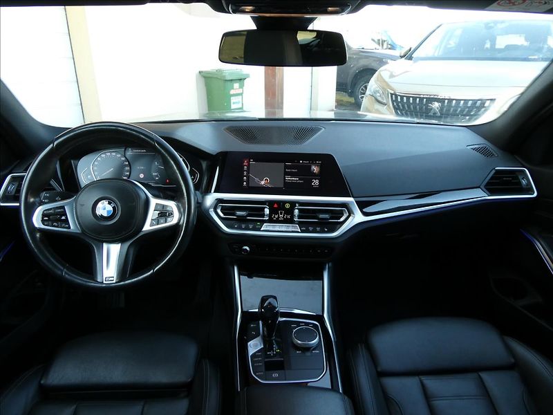 BMW Řada 3 2,0 320D xDrive,M-paket,1.maj. - fotka 32 z 52