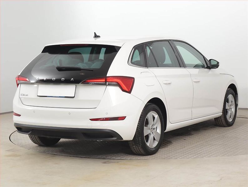 Škoda Scala (2023) 1.0 TSI, ČR,1.maj, Tempomat - fotka 5 z 18