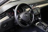 Volkswagen Passat - náhled 14
