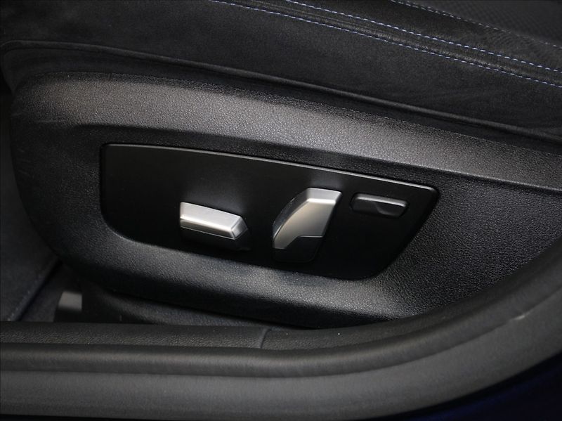 BMW Řada 5 530xD M-Paket Paměť TAŽNÉ   3, - fotka 29 z 36