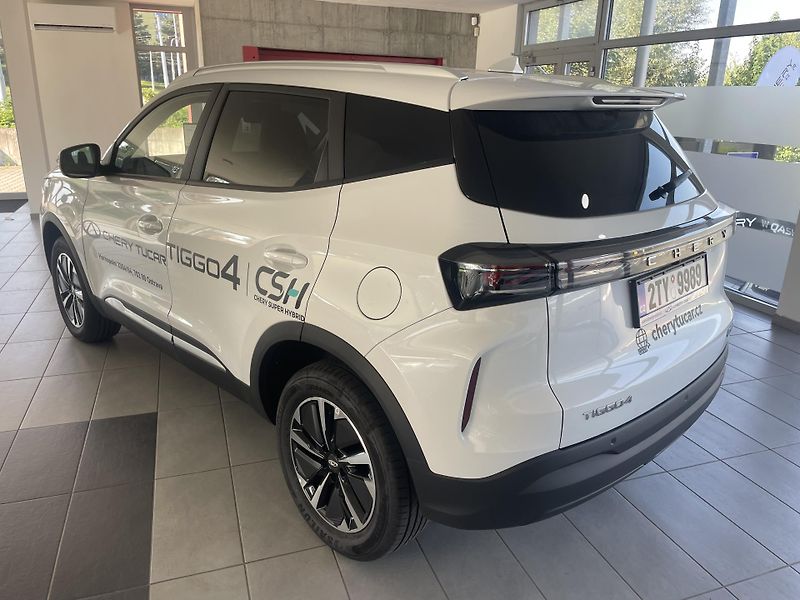 Chery Tiggo 4 HEV (2026) 1,5 HEV Unique - fotka 3 z 40