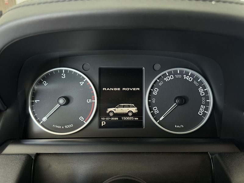 Land Rover Range Rover Sport (2013) SDV6 HSE - fotka 18 z 18
