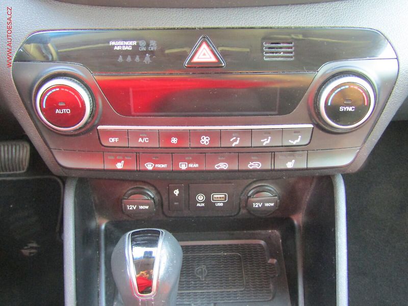 Hyundai Tucson (2019) 1.6 CRDi H-TRAC, AT, navi - fotka 16 z 18