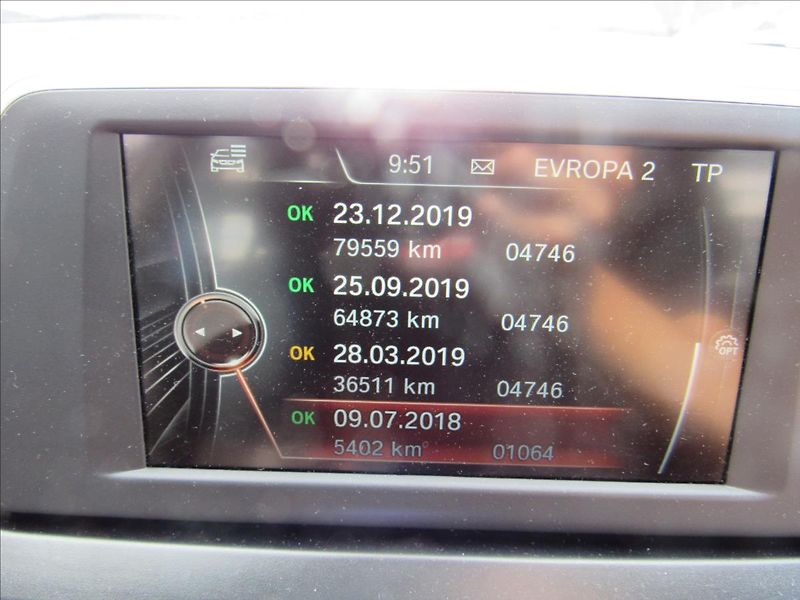 BMW Řada 2 2,0 d 218 Gran Tourer 110 KW - fotka 31 z 36