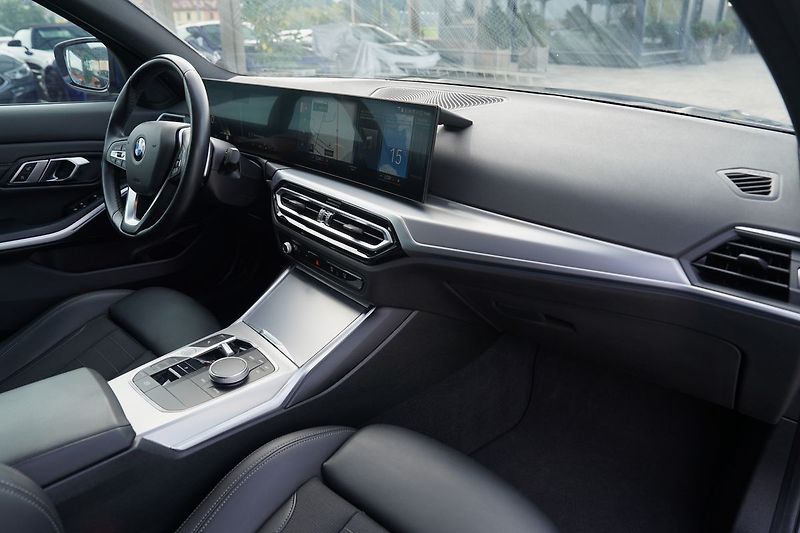 BMW Řada 3 320d xDrive/Lasery/kůže/1.maj. - fotka 23 z 40
