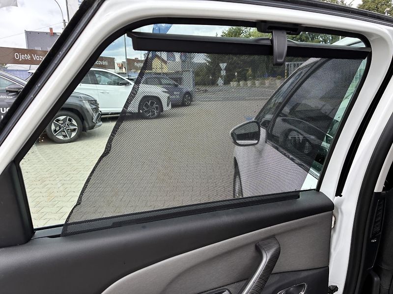 Citroën C4 Picasso 1.6HDi 85kW NAVIGACE,TAŽNÉ - fotka 18 z 30