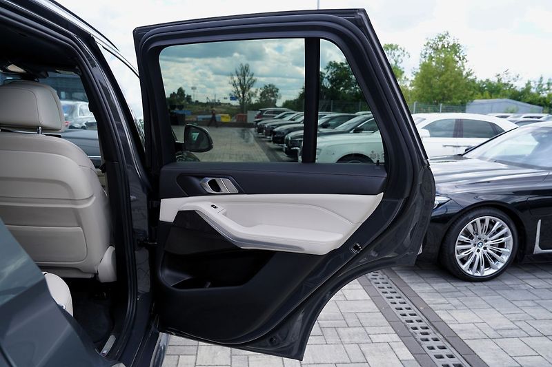 BMW X5 40d xDrive, Mpaket/21/Led/ČR - fotka 20 z 49