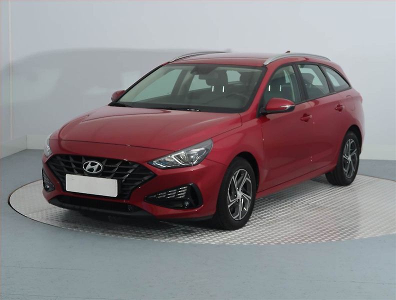 Hyundai i30 (2023) 1.0 T-GDI, ČR,1.maj - fotka 2 z 13