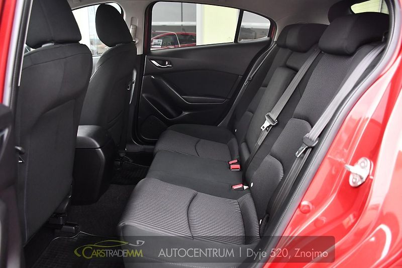 Mazda 3 2,0 SkyActiv 2xkola - fotka 13 z 49