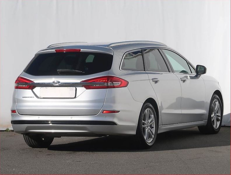 Ford Mondeo (2018) Titanium 2.0 TDCI, 4X4 - fotka 5 z 21