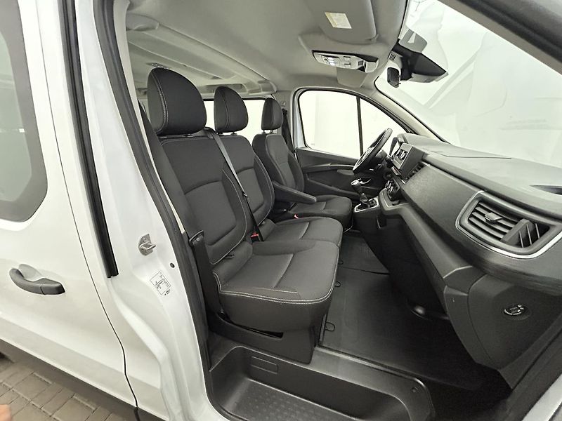 Renault Trafic 2.0 DCI L1H1 - fotka 14 z 21