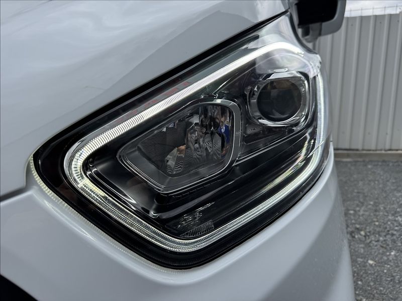 Ford Transit Custom 2,0 TDCi L1H1 DPH 1.maj ČR - fotka 9 z 50
