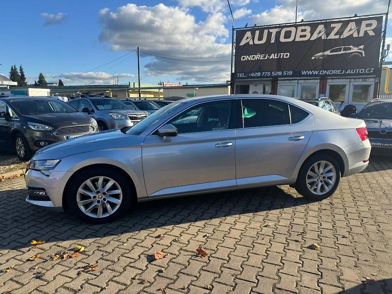 Škoda Superb (2019) DSG 2,0 TDI 140 KW STYLE+ SŠA - fotka 3 z 49