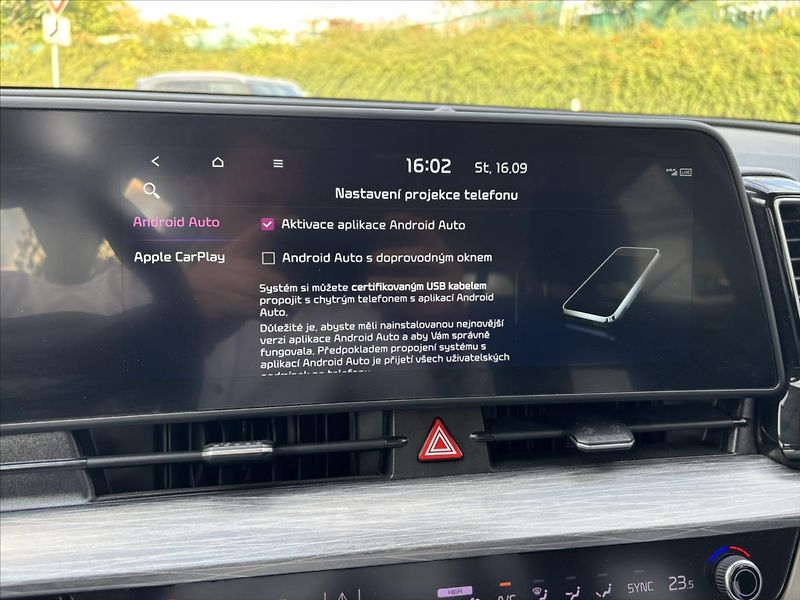 Kia Sportage 1,6 TGDi Exclusive ZÁRUKA NAVI - fotka 20 z 44