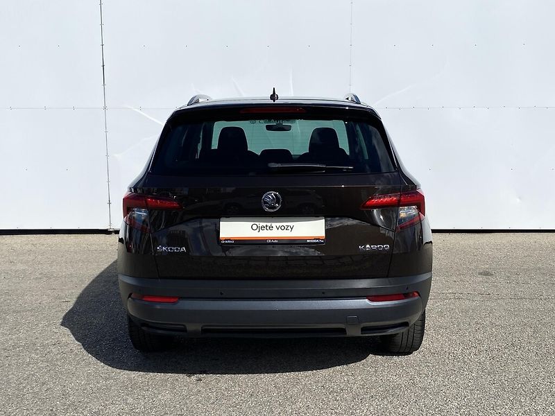 Škoda Karoq 1,5 TSI 110 kW Style - fotka 6 z 28