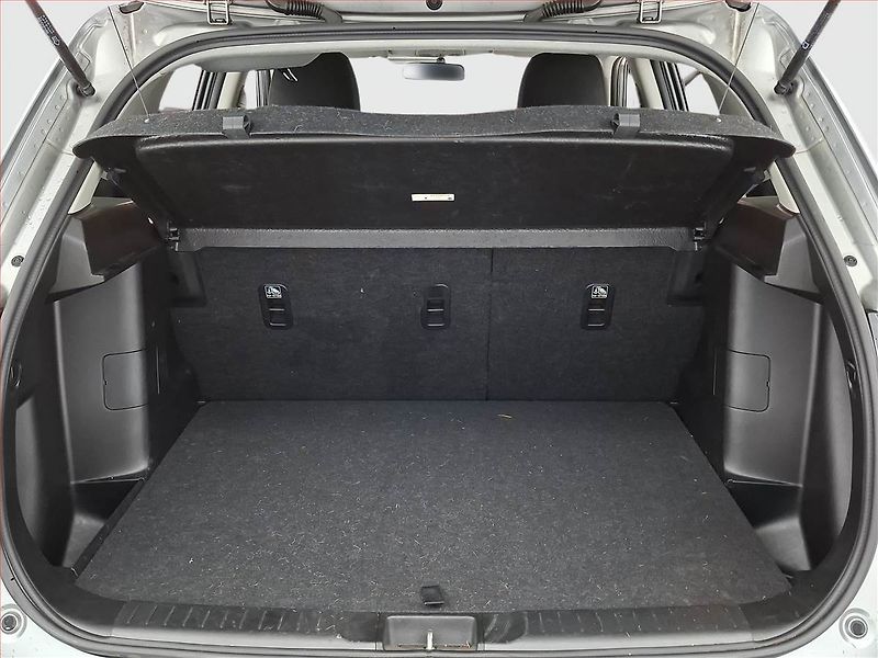 Suzuki Vitara (2018) 1.6 VVT, Automat, Tempomat - fotka 19 z 19