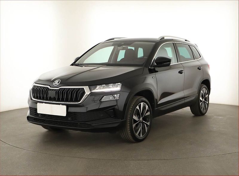 Škoda Karoq (2024) 1.5 TSI, Drive - fotka 2 z 15