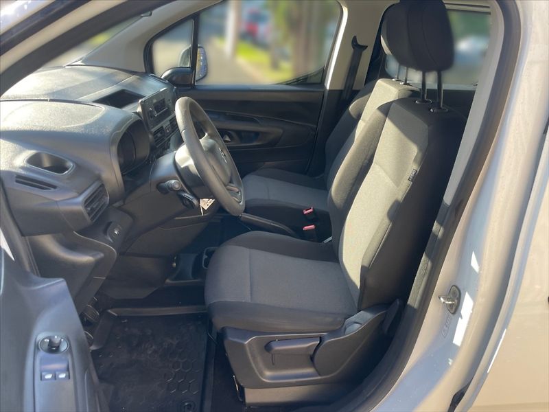 Citroën Berlingo 1,5 BHDi 100 Live Pack - fotka 7 z 11