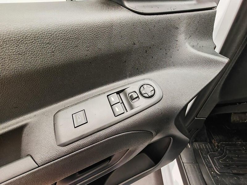 Toyota ProAce City Full Electric (50kWh) - 1 E-To - fotka 11 z 24