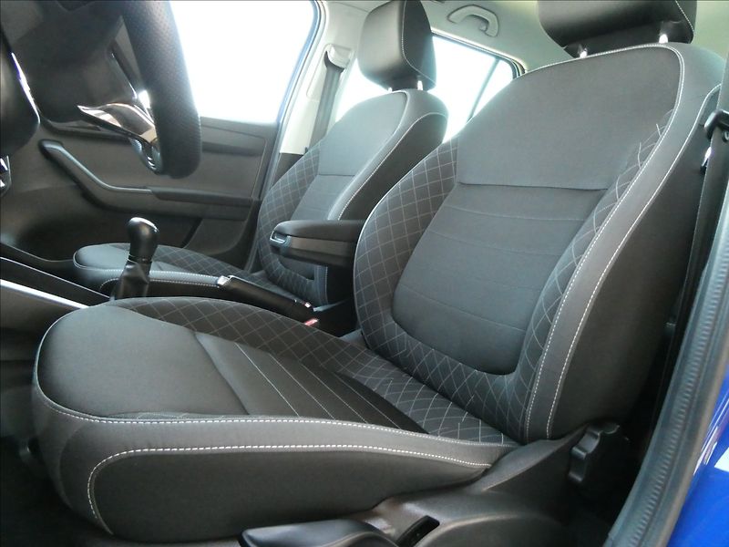 Škoda Fabia 1,0 TSi 70kW STYLE,2x kola,ČR - fotka 32 z 42