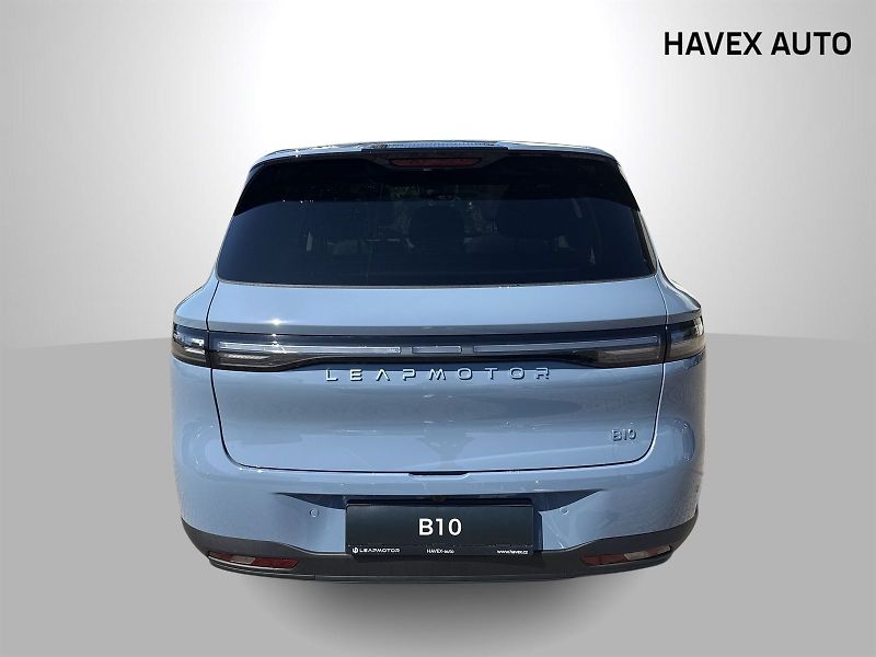 Leapmotor B10 (2026) DESIGN HYBRID EV - fotka 32 z 32