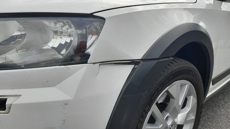 Škoda Octavia scout 4x4 DSG - fotka 14 z 44
