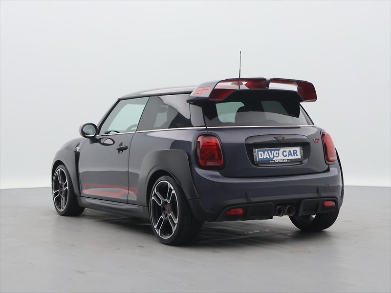 Mini Cooper 2,0 225kW JCW GP3 CZ DPH - fotka 5 z 32