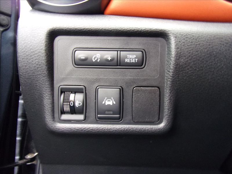 Nissan Micra 0,9 IG-T Acent 66kW odp.DPH - fotka 25 z 26