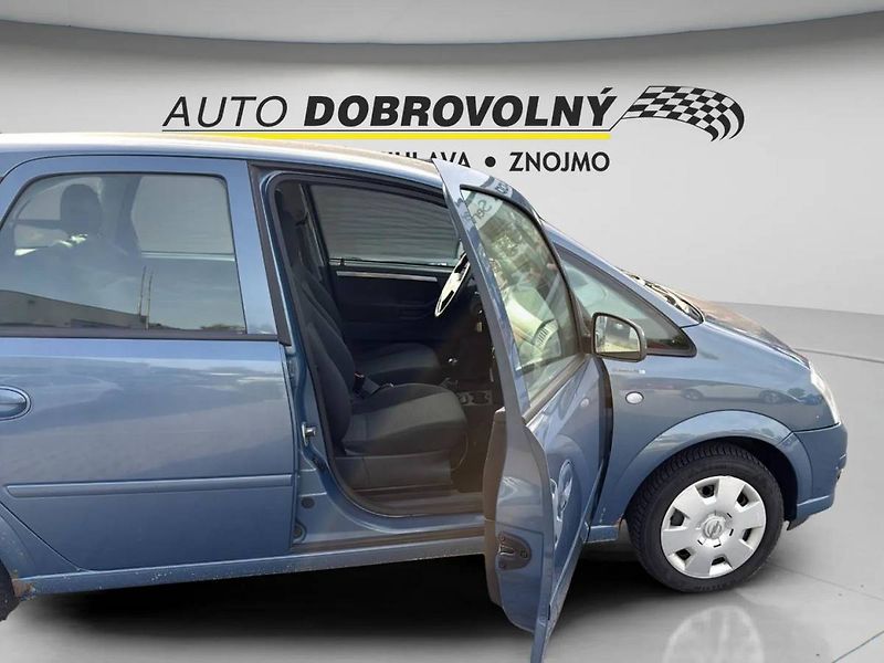 Opel Meriva A  1.4i 16V MT5 (66kW/90k) - fotka 13 z 24