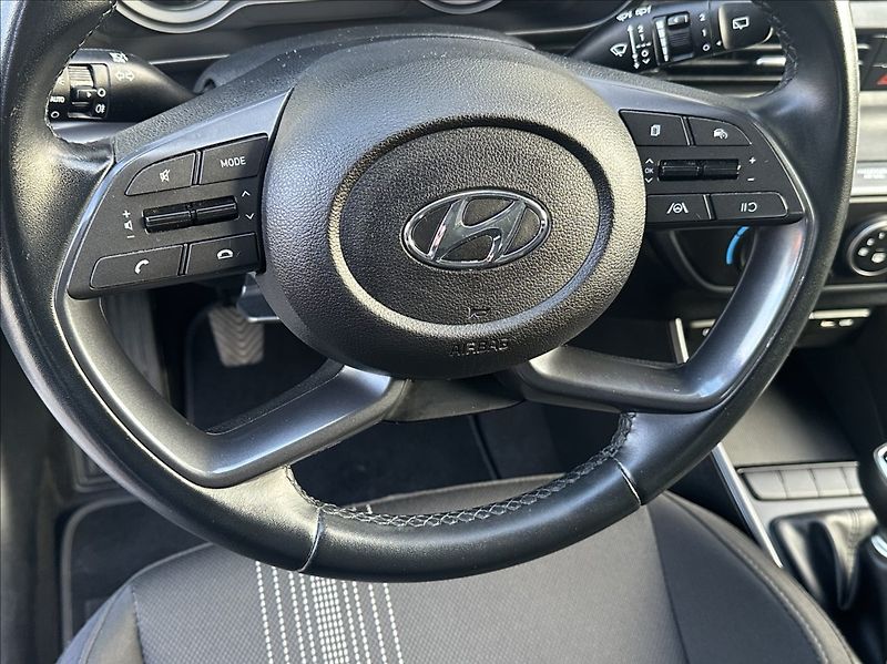 Hyundai Bayon 1,2 84PS  Comfort Club - fotka 32 z 50