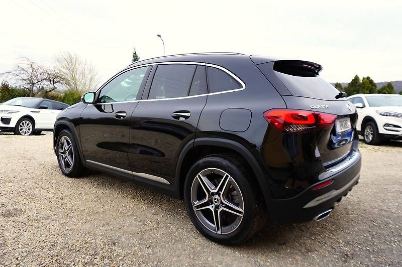Mercedes-Benz GLA (2023) 4 MATIC 250 165 kW - fotka 7 z 54