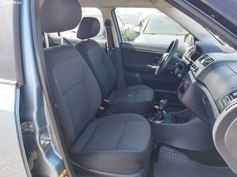 Škoda Fabia (2012) - fotka 27 z 37