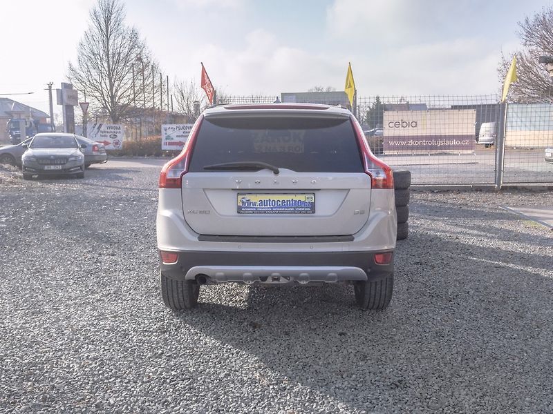 Volvo XC60 (2011) ČR 2.0D 120KW – TAŽNÝ - fotka 6 z 54