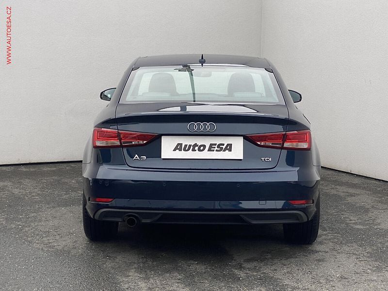 Audi A3 (2017) 1.6 TDi, Bixen, panor, kůže - fotka 5 z 20