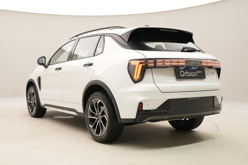 Lynk & Co 01 (2025) CORE PHEV AUT CZ 1.maj - fotka 11 z 94