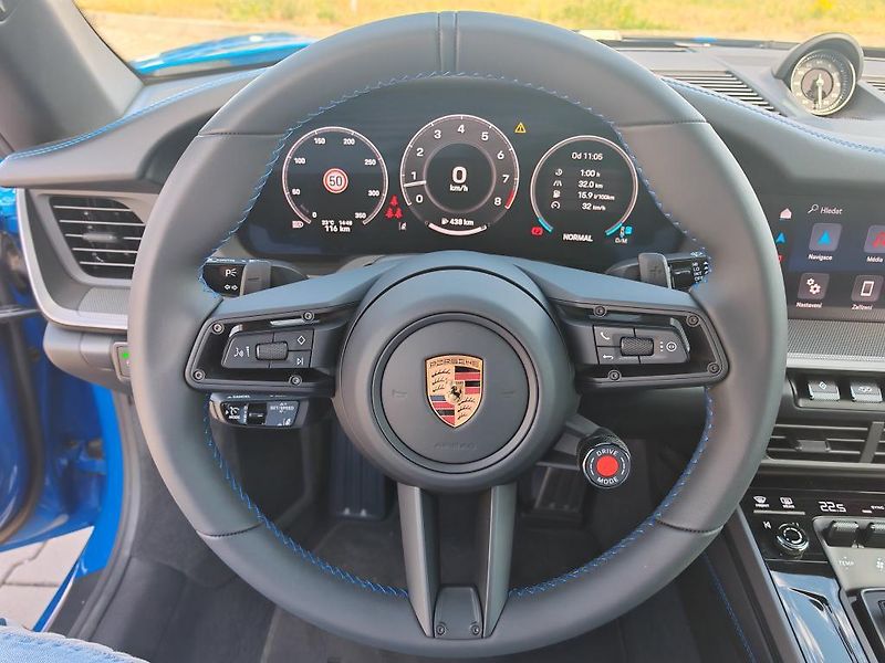 Porsche 911 Carrera S, Chrono, BOSE - fotka 26 z 38