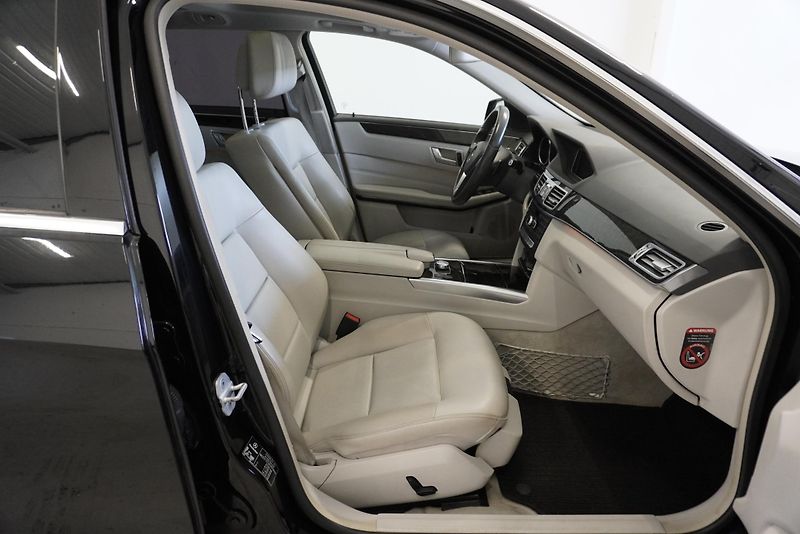 Mercedes-Benz Třídy E 350CDi automat - fotka 20 z 34