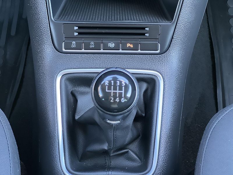 Volkswagen Tiguan 2.0TDi 103kw KLIMA PŮVOD ČR - fotka 18 z 38